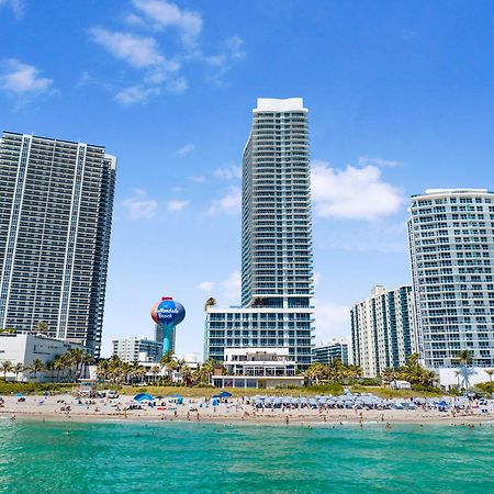Beachfront Condo With Mesmerizing Views ハリウッド エクステリア 写真