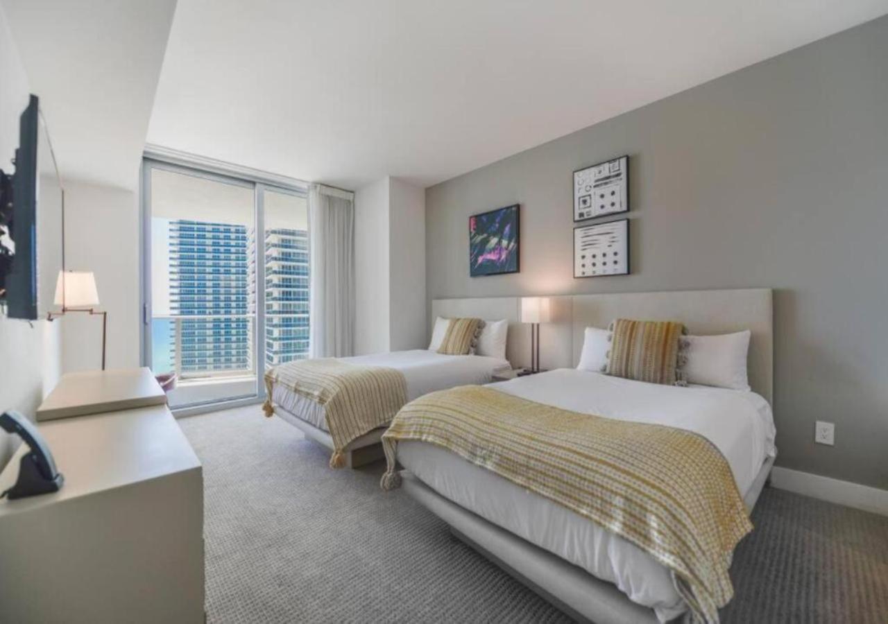 Beachfront Condo With Mesmerizing Views ハリウッド エクステリア 写真