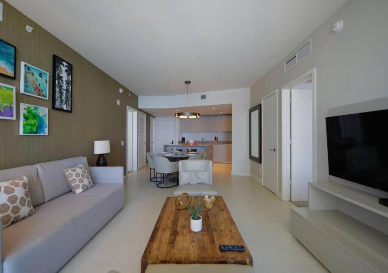 Beachfront Condo With Mesmerizing Views ハリウッド エクステリア 写真