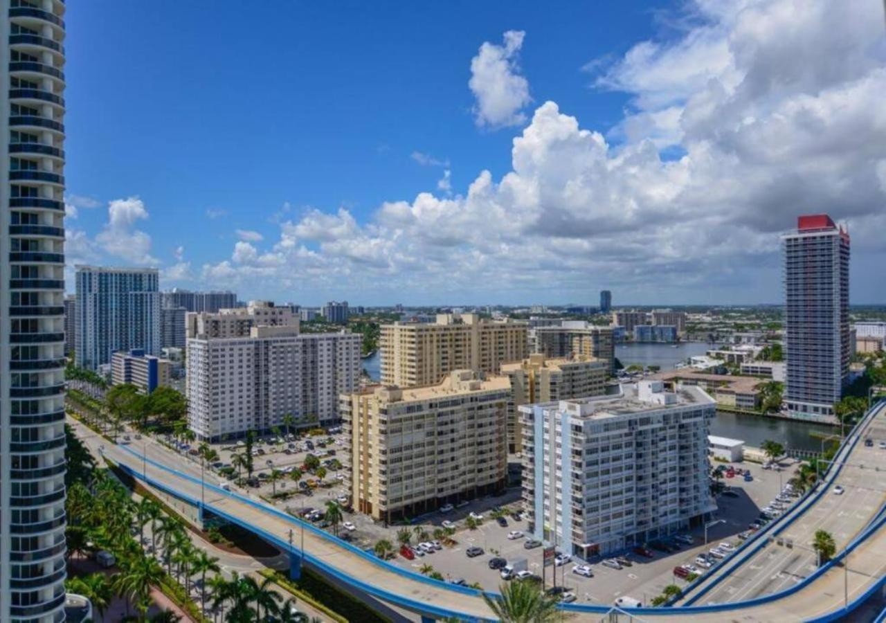 Beachfront Condo With Mesmerizing Views ハリウッド エクステリア 写真