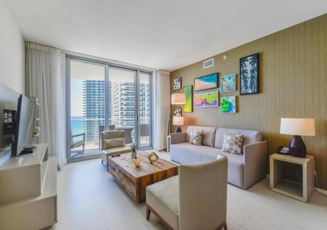 Beachfront Condo With Mesmerizing Views ハリウッド エクステリア 写真
