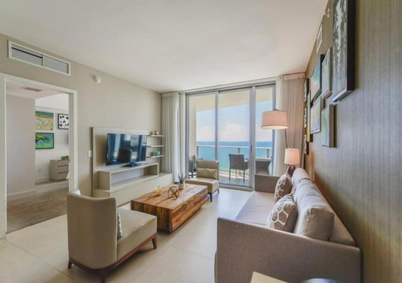 Beachfront Condo With Mesmerizing Views ハリウッド エクステリア 写真
