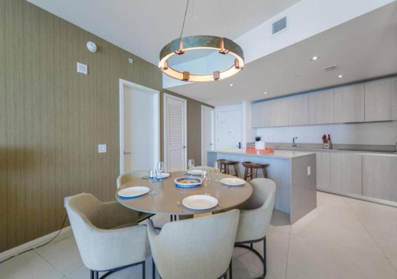 Beachfront Condo With Mesmerizing Views ハリウッド エクステリア 写真