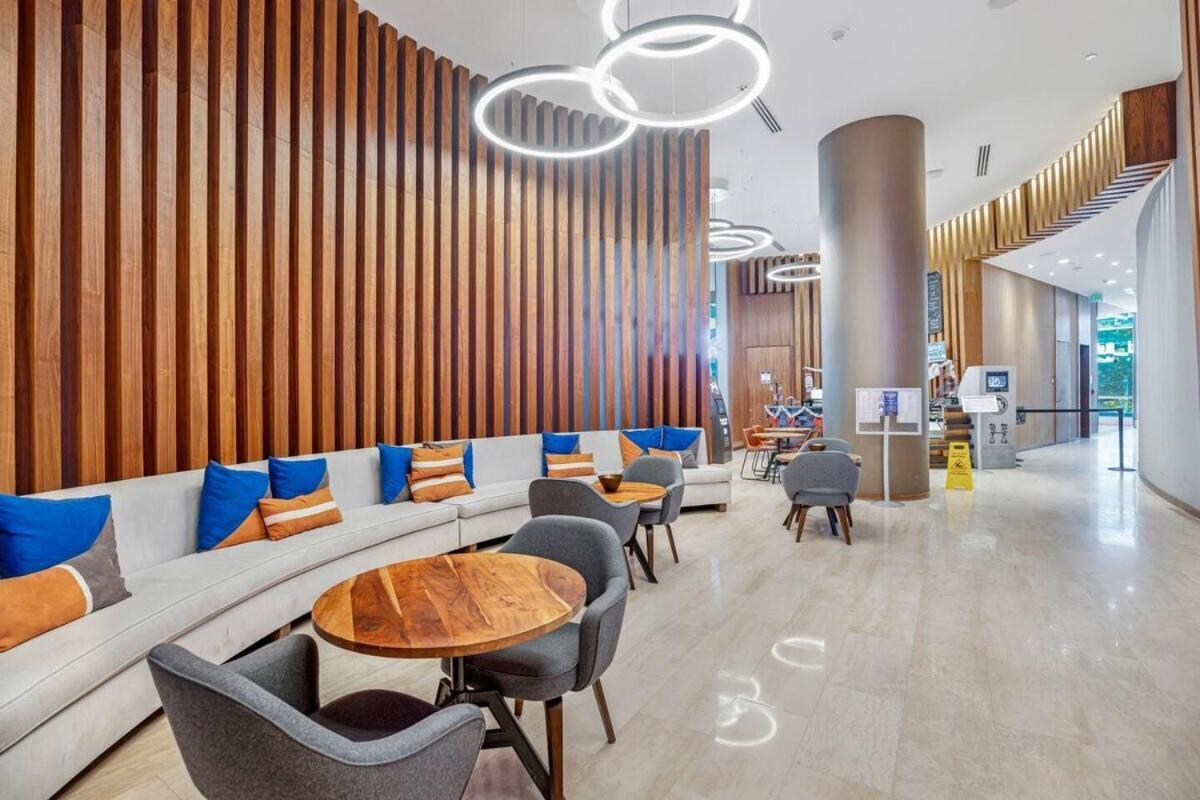 Beachfront Condo With Mesmerizing Views ハリウッド エクステリア 写真