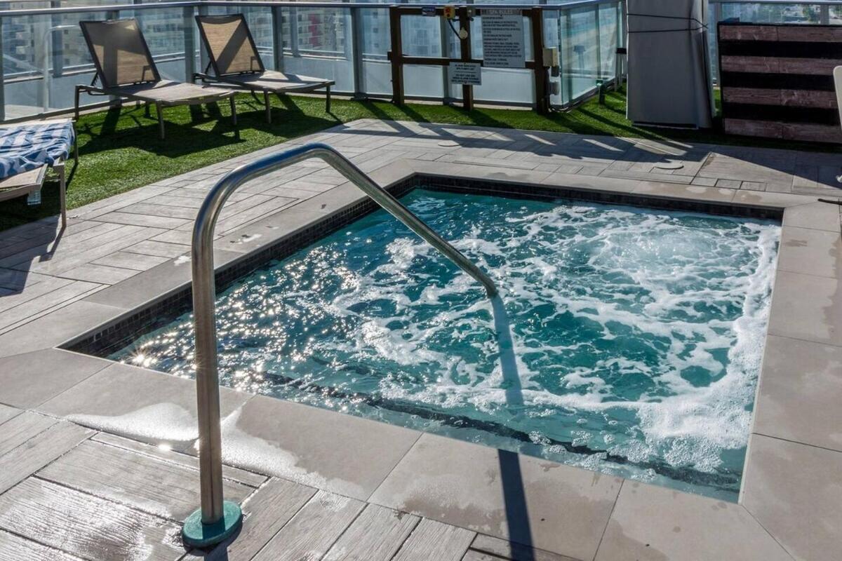 Beachfront Condo With Mesmerizing Views ハリウッド エクステリア 写真