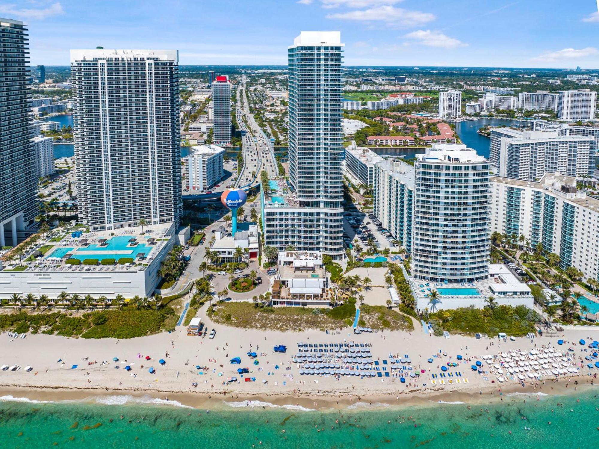 Beachfront Condo With Mesmerizing Views ハリウッド エクステリア 写真